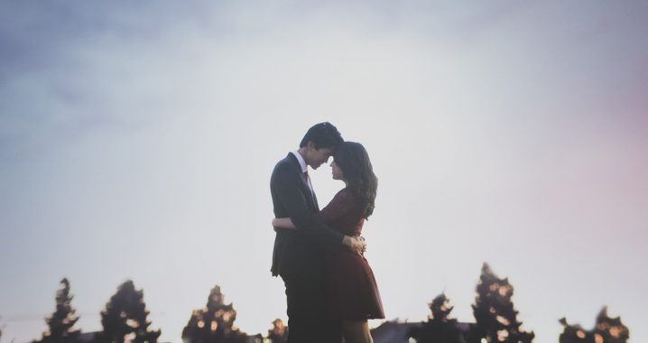 恋愛男性心理 迫られると逃げる これで安心 結婚バイブル